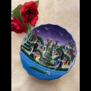 Hand-Painted Bowl.   CL/GR09